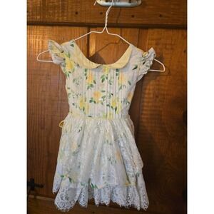 MAKENA LANE Girls Size 4 Yellow Floral Lace Tiered Dress Peter Pan Collar Sash